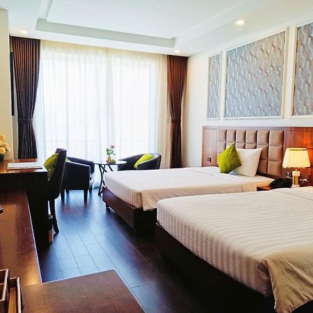 Century Hotel Da Nang Exterior photo