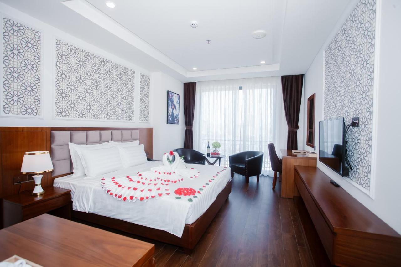 Century Hotel Da Nang Exterior photo