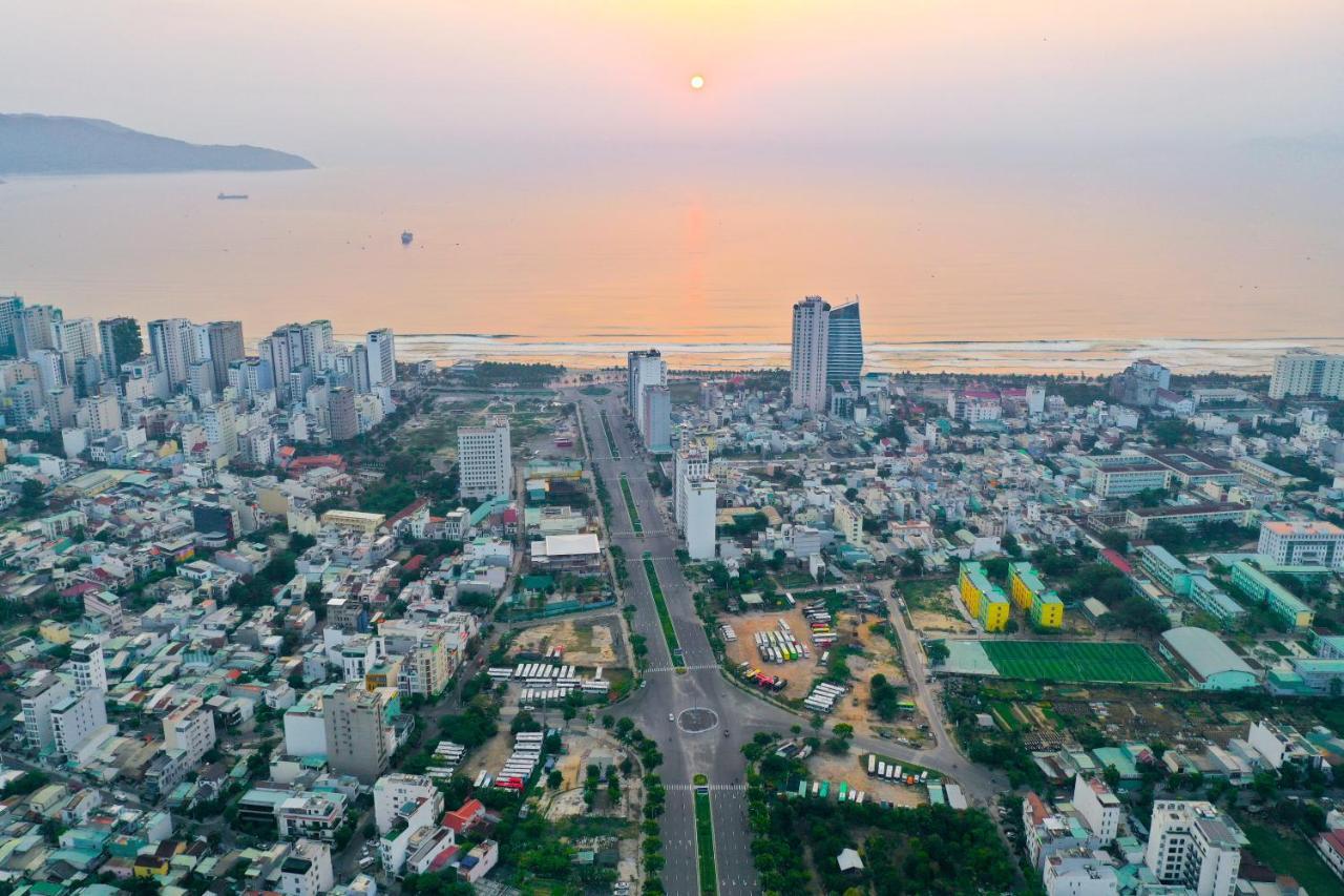 Century Hotel Da Nang Exterior photo